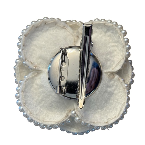 🎁 Handmade Pearl Trim Brooch Pin Hair Clip - Picture 10 of 11